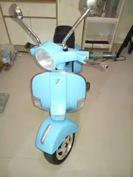 MOTOR AKI ANAK MODEL VESPA BEKAS MASIH BAGUS SEKALI
