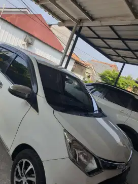 Sigra R Deluxe Matik