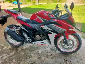 CBR 150R TH 2016 WARNA MERAH PUTIH FAVORIT