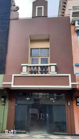 Dijual ruko Dibawah harga pasaran lokasinya di Cibubur Times square