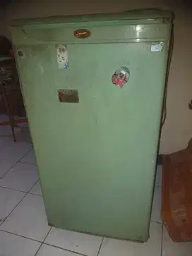 Kulkas Bekas Murah Kondisi Baik : Dingin & Freezer Beku