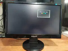 Monitor LCD Samsung 19 inch 943SNX Plus Syncmaster 943 VGA