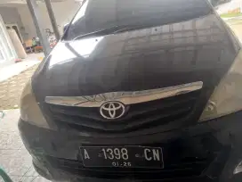 Jual Inova G-MT 2010, Warna Hitam