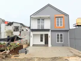 RUMAH MEZZANINE BARU SIAP HUNI BAMBU APUS! DP FLEKSIBEL, GRATIS BIAYA!