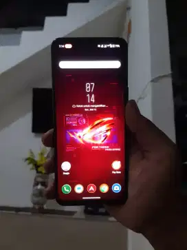 ASUS ROG 6 8/256