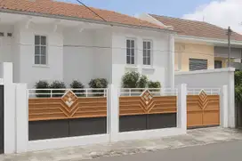 DI JUAL rumah Lega  bisa 3 mobil dekat ke tol Gondang rejo