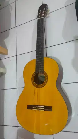 Gitar Yamaha C 315