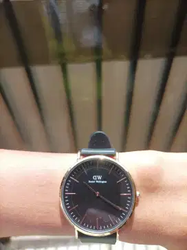 Jam tangan Daniel wellington