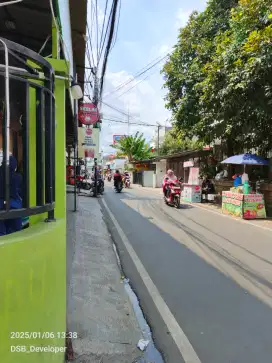 Rumah baru 2 lantai modern siap huni di Jl hj naeran lubang buaya