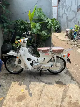 Honda c70 tahun 1986