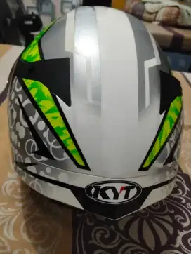 DIJUAL Helm KYT TT COURSE ARBOLINO