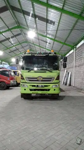 Hino Tronton Tipe FL235JN Surat CRAN