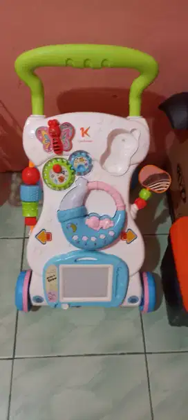 Push Walker belajar jalan