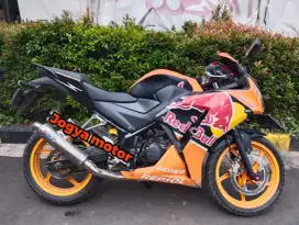 Honda CBR 150 R Repsol 2014