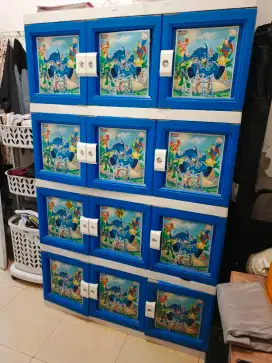 Almari Plastik 12 Pintu