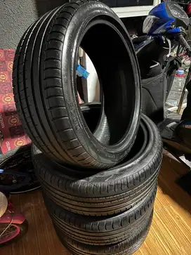 Ban mobil bekas