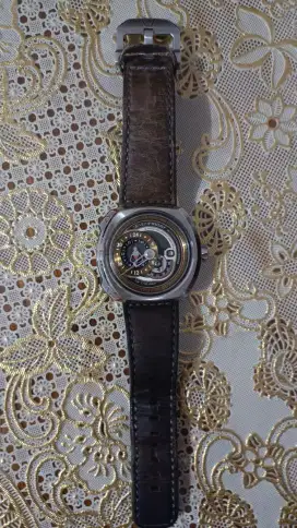 Jam tangan bekas atau second. Seven Friday Rp 1.000.000