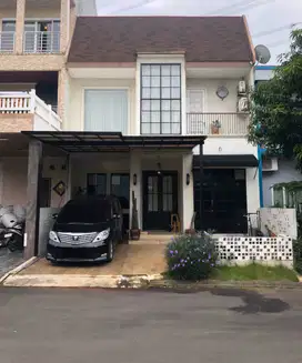 RUMAH AMERICAN STYLE DALAM CLUSTER AREA SERPONG DEKAT ALAM SUTERA