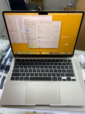 Macbook air m2 13 inch ram 8 ssd 512 ex ibox mulus perfect