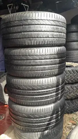 Ban copotan porcshe pirreli pzero 295/35 R21 80% 2021..4pcs
