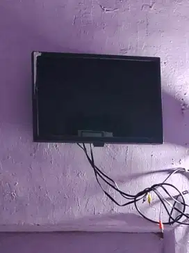 Tv lcd weyon 21 Inc baru beli + setbox