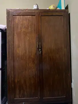 Lemari jati 2 pintu