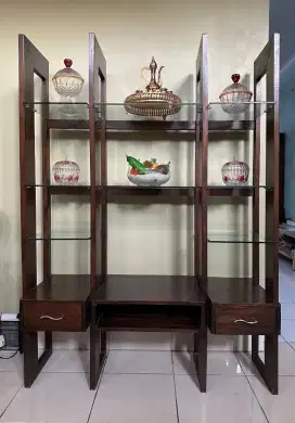 Lemari/rak pajangan/display Jati Jepara