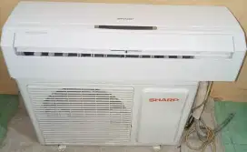 AC 1/2 PK SHARP Orisinil Low300Watt Bagus Dingin Sekali & Normal