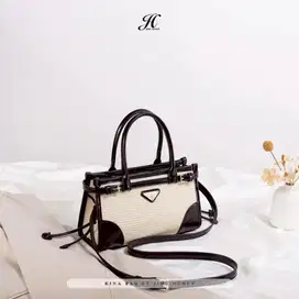 Tas Kina JimsHoney