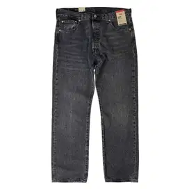 LEVIS 501 STRAIGHT LEG BLACK WASH
