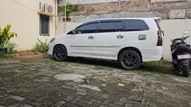 Toyota Kijang Innova 2011 Diesel