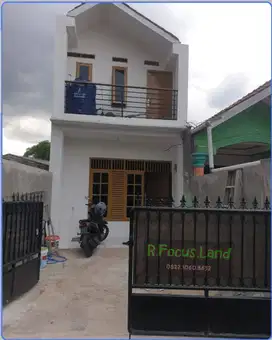 Rumah Tingkat Minimalis Terawat di CIPADU Larangan