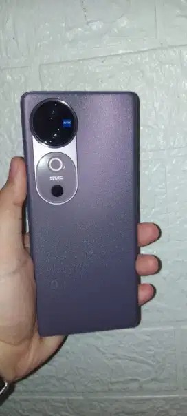 Vivo v40 8/256gb fullset