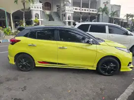 Toyota Yaris Two Tone 2023