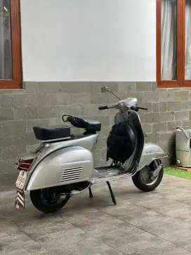 Vespa sprint 150