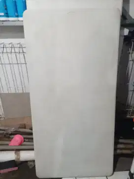 Meja daang lipat