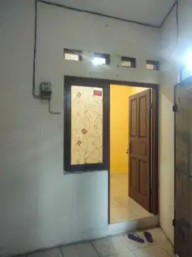 Kontrakan Petakan Karang Tengah Lebak Bulus