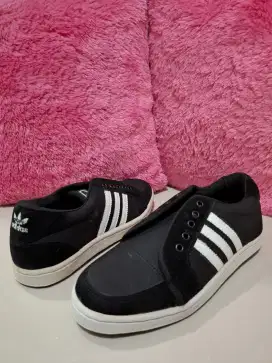 Sepatu Adidas Homemade