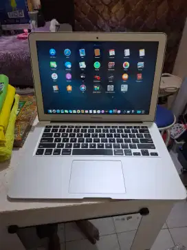 Macbook Air 13inch 2017 Mulus