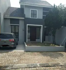 Rumah di Cluster Green Hills Ciputat Tangsel