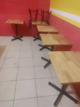 Meja dan kursi cafe murah