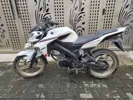 YAMAHA VIXION TAHUN 2013