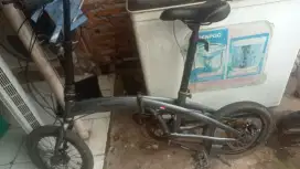 Sepeda lipat odessy phton ban 16