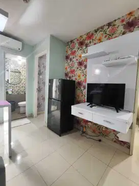 DISEWAKAN 2BR FURNISHED LANTAI RENDAH APARTEMEN BASSURA CITY