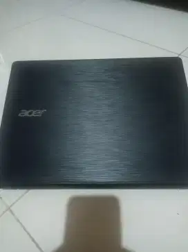 Laptop Acer Z3-451/8