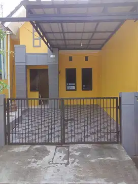 Dikontrakkan Rumah di Mutiara Gading Timur, Bekasi Timur