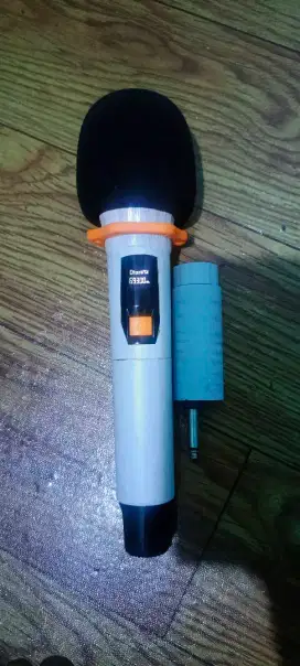 Mic wireless microphone karaoke charger