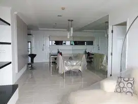 Apartemen Frenchwalk MOI Evian Lantai Sedang, Kelapa Gading