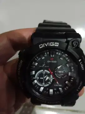 Jam tangan sporty divigo
