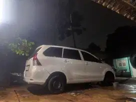 Toyota Avanza 2013 Bensin